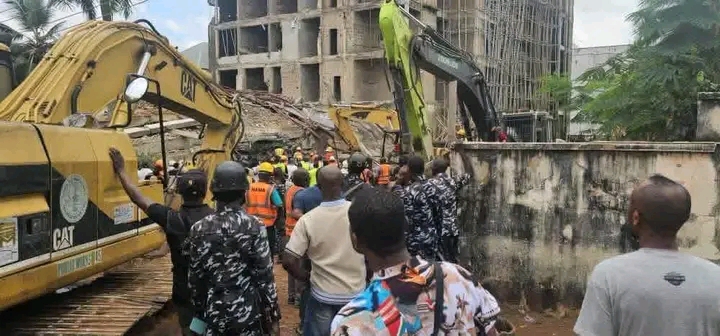 One Dead, Four Rescued as Four-Storey Building Collapses in Enugu