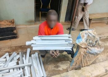 27-Year-Old Burglar Arrested While Stealing Aluminium Windows In Ogun