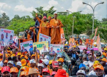Abiodun, Adeola rally APC supporters ahead of 2027 elections