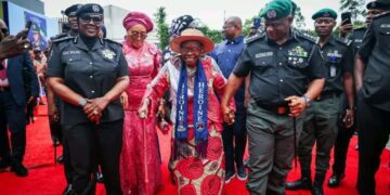 IGP Disu Honours Pioneer Policewomen, Launches History Book