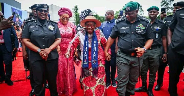 IGP Disu Honours Pioneer Policewomen, Launches History Book