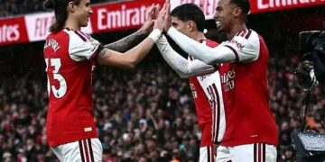 EPL: Arsenal Beat Everton 2-0 to Draw Level With Man City