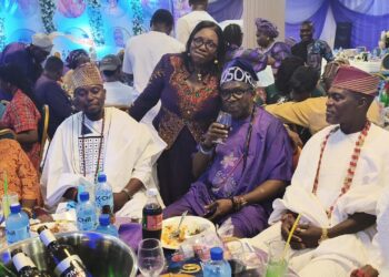 Ogun 2027: Veteran Journalist Odunaro Turns Wife’s 60th Birthday Into Campaign Rally for Yayi